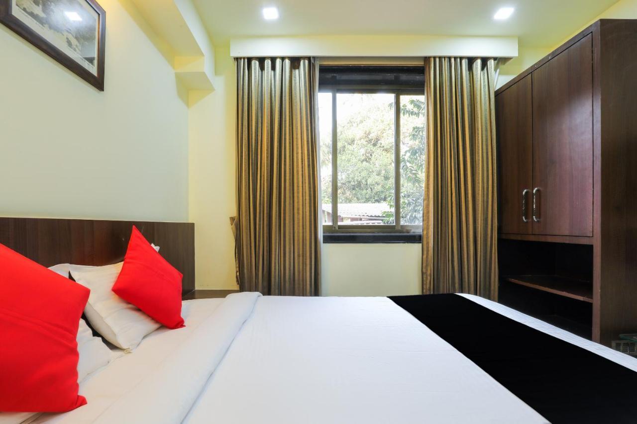 Oyo 63283 Shakti Palace Hotel Boma ภายนอก รูปภาพ
